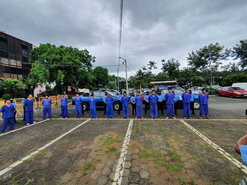 POLICIA